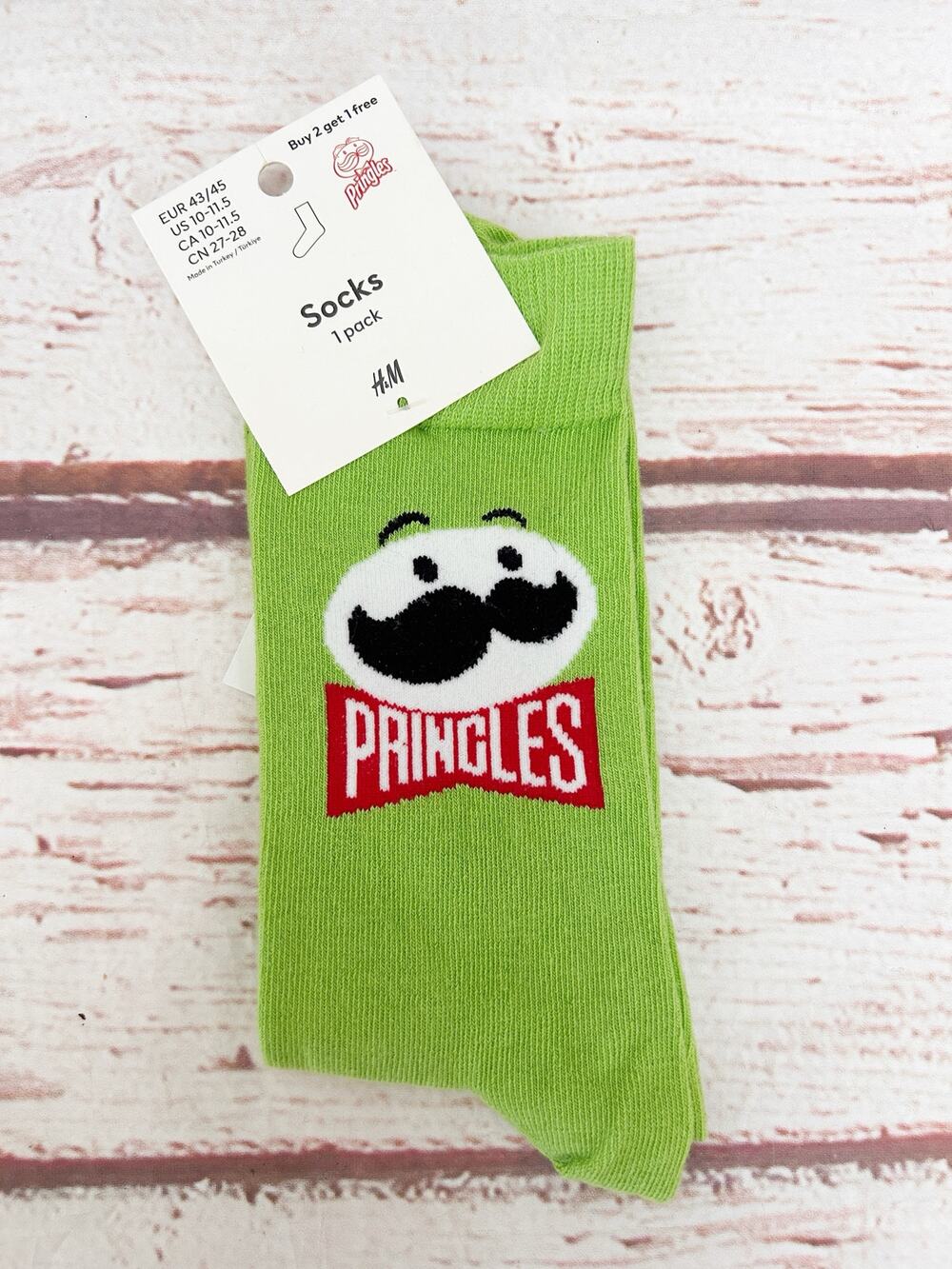 H&M Pringles Socks NWT Green Crew Casual Graphic Men Size 10-11.5 Collaboration